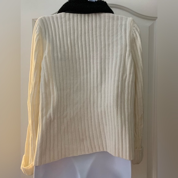 Designers Original Winter White and Black Sweater Jacket Zip Faux Fur Collar - Picture 2 of 8